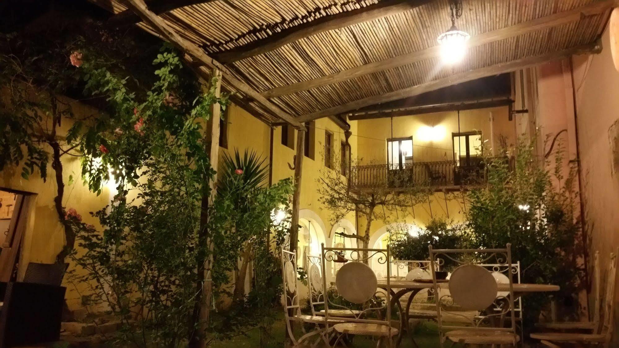 Casa Camboni-Dimora Storica Bed & Breakfast San Vito  Zewnętrze zdjęcie